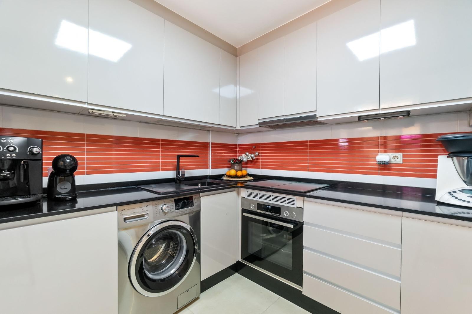 Torrevieja, Alicante, 3 Bedrooms Bedrooms, ,2 BathroomsBathrooms,For Sale,2408C