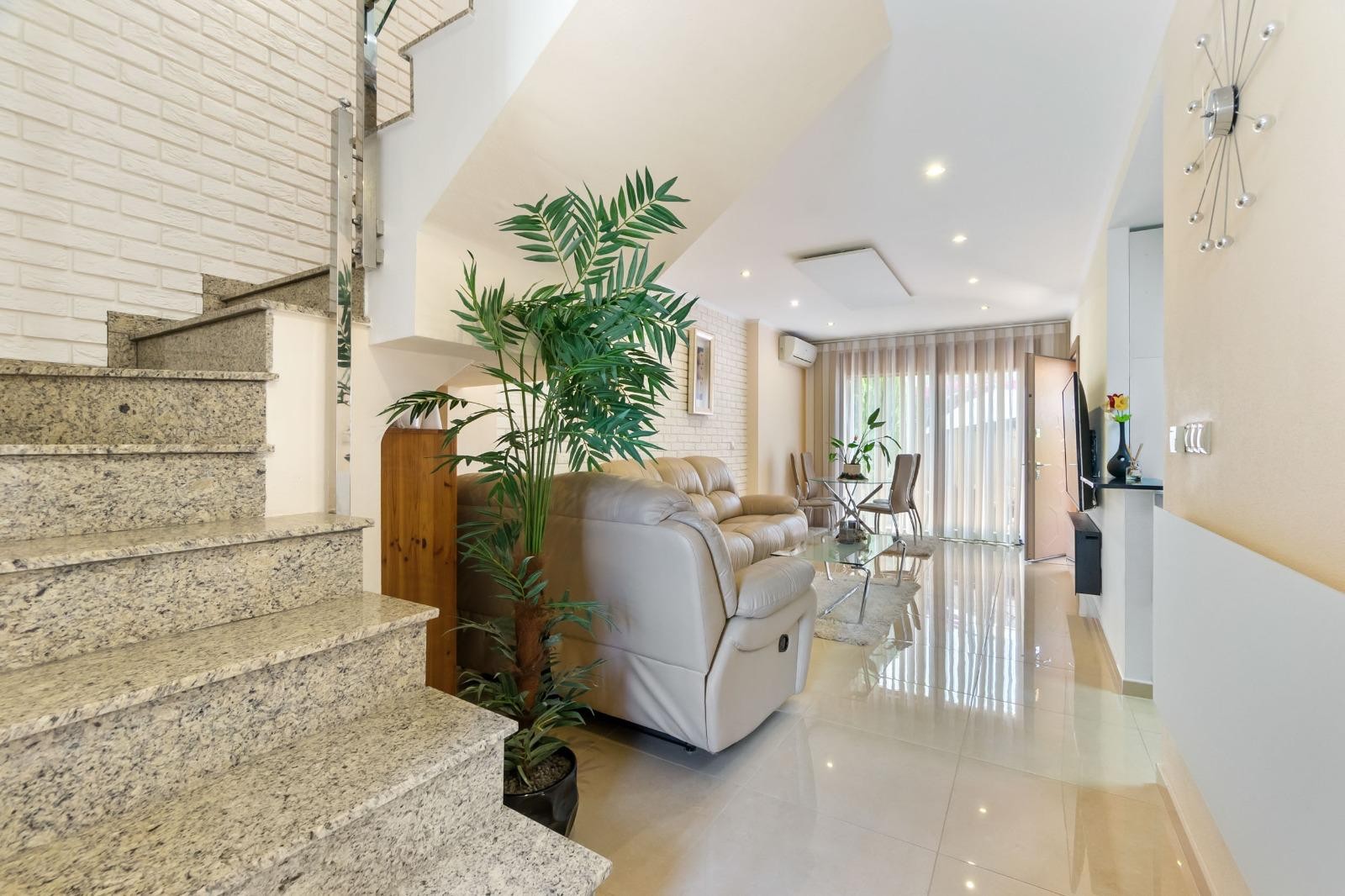 Torrevieja, Alicante, 3 Bedrooms Bedrooms, ,2 BathroomsBathrooms,For Sale,2408C