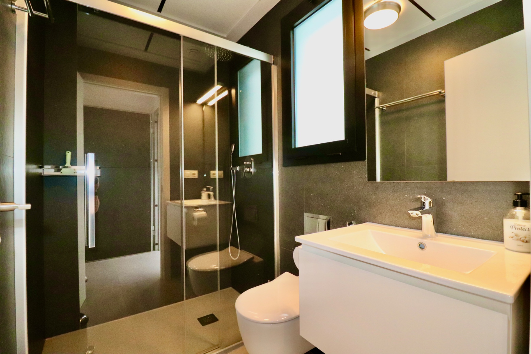 3 Bed, 3 Bath, ApartmentFor Sale, Guardamar Del Segura, Alicante