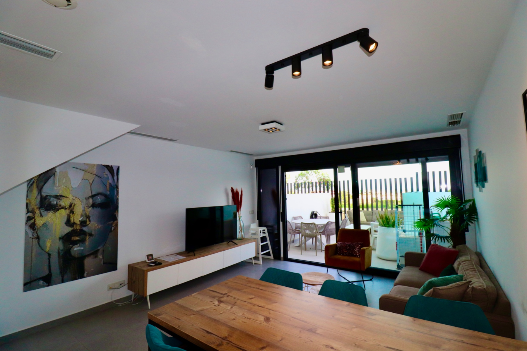 3 Bed, 3 Bath, ApartmentFor Sale, Guardamar Del Segura, Alicante