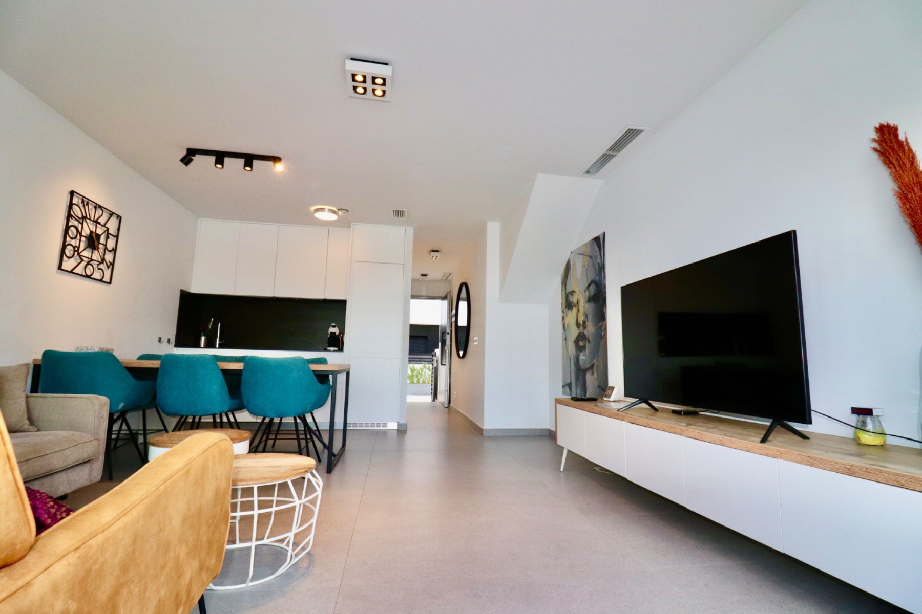 3 Bed, 3 Bath, ApartmentFor Sale, Guardamar Del Segura, Alicante