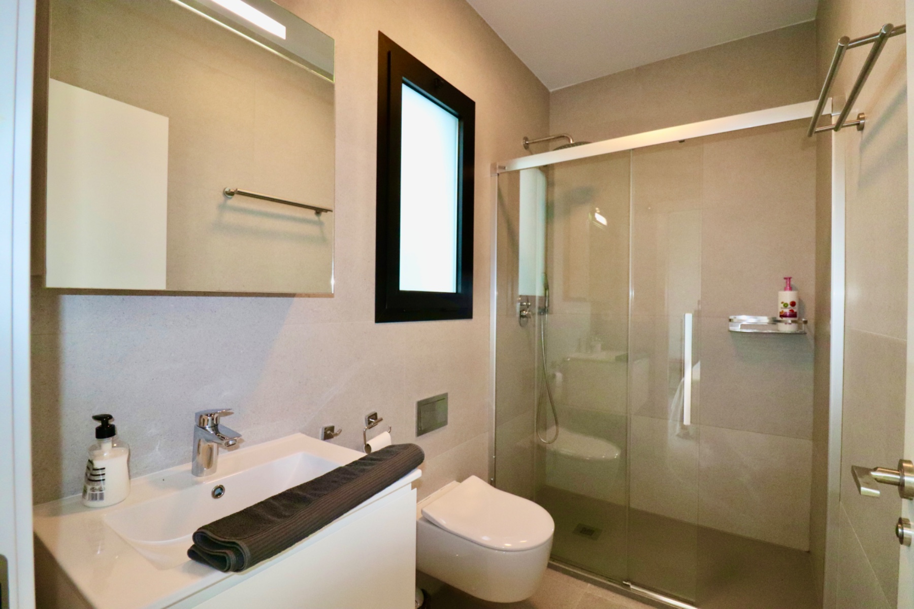 3 Bed, 3 Bath, ApartmentFor Sale, Guardamar Del Segura, Alicante