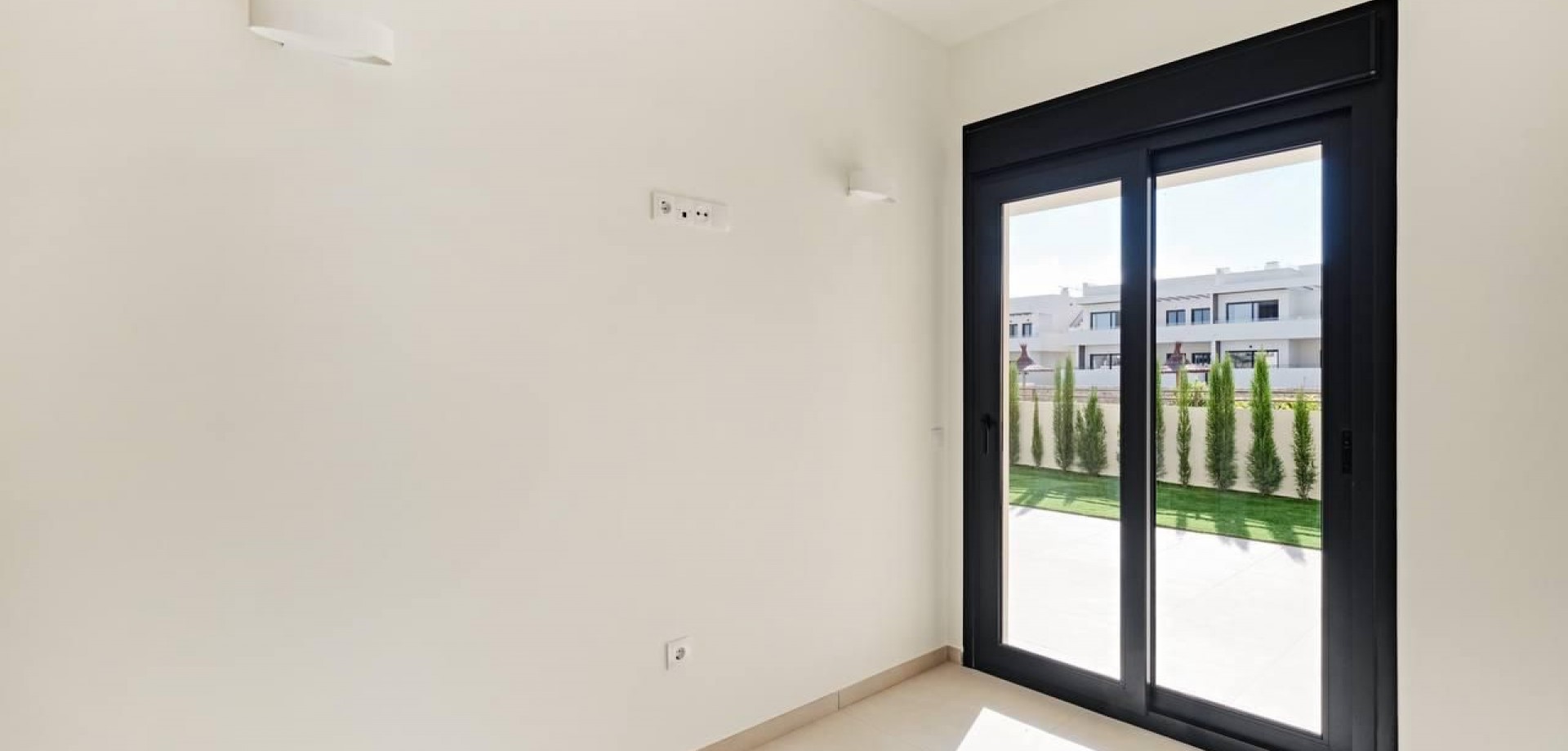 2 Bed, 2 Bath, ApartmentFor Sale, Torrevieja, Alicante