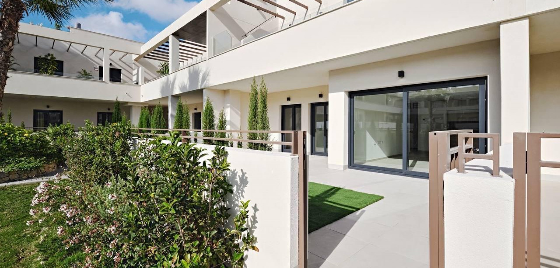 2 Bed, 2 Bath, ApartmentFor Sale, Torrevieja, Alicante