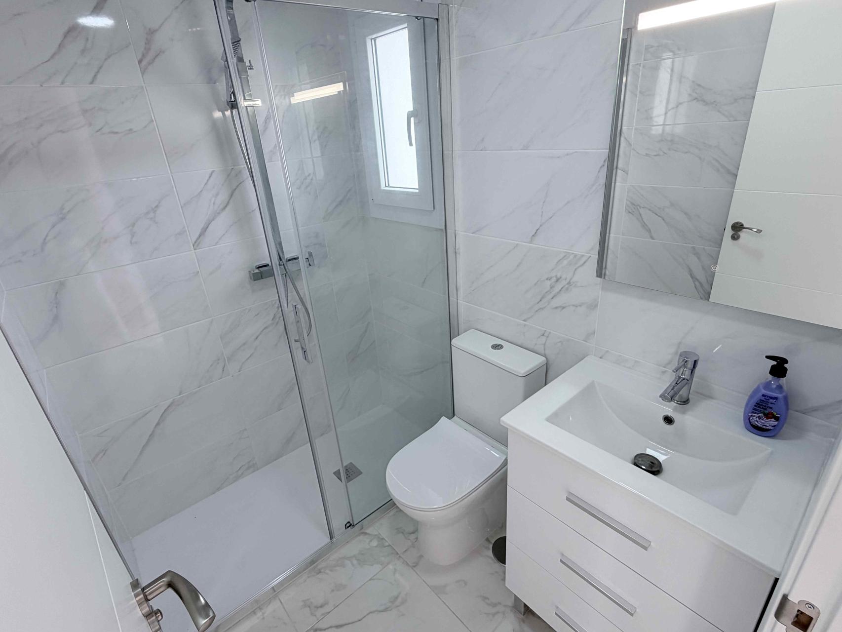 3 Bed, 2 Bath, HouseFor Sale, Torrevieja, Alicante