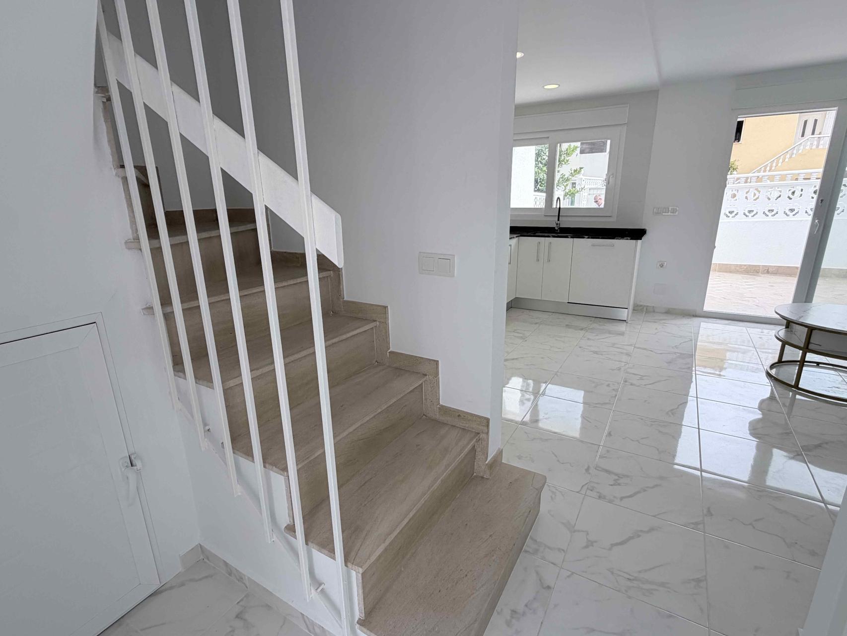 3 Bed, 2 Bath, HouseFor Sale, Torrevieja, Alicante