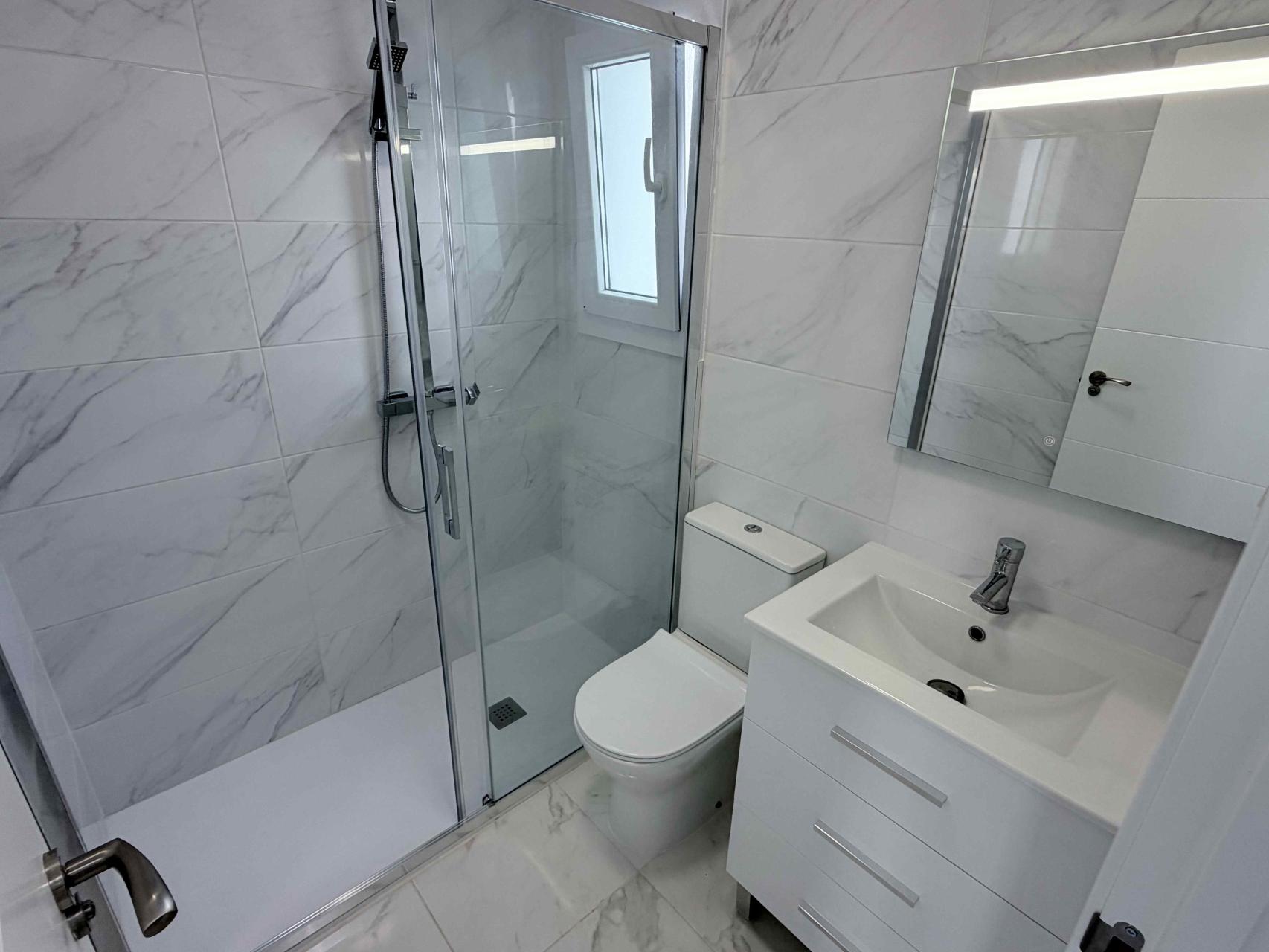 3 Bed, 2 Bath, HouseFor Sale, Torrevieja, Alicante