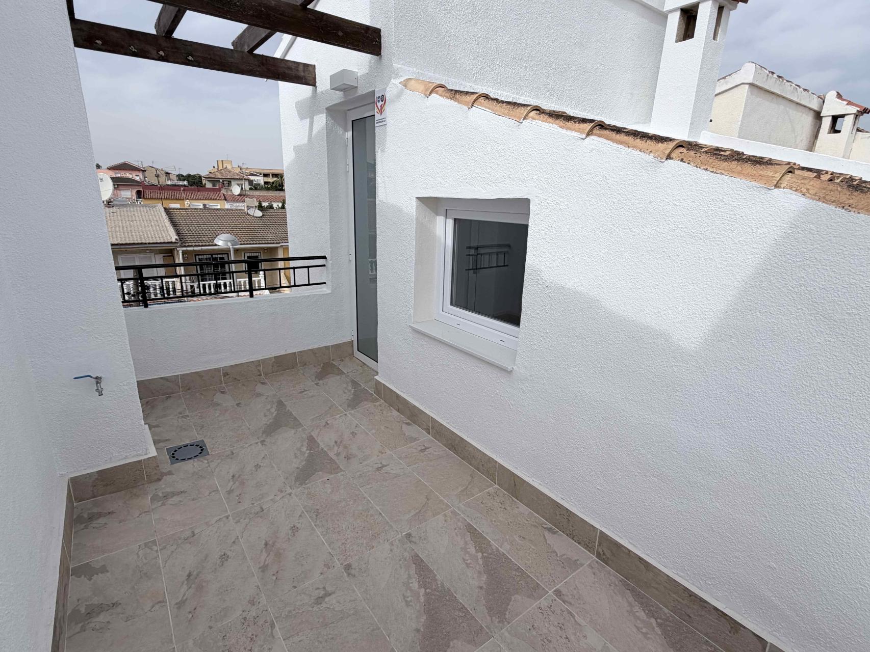 3 Bed, 2 Bath, HouseFor Sale, Torrevieja, Alicante