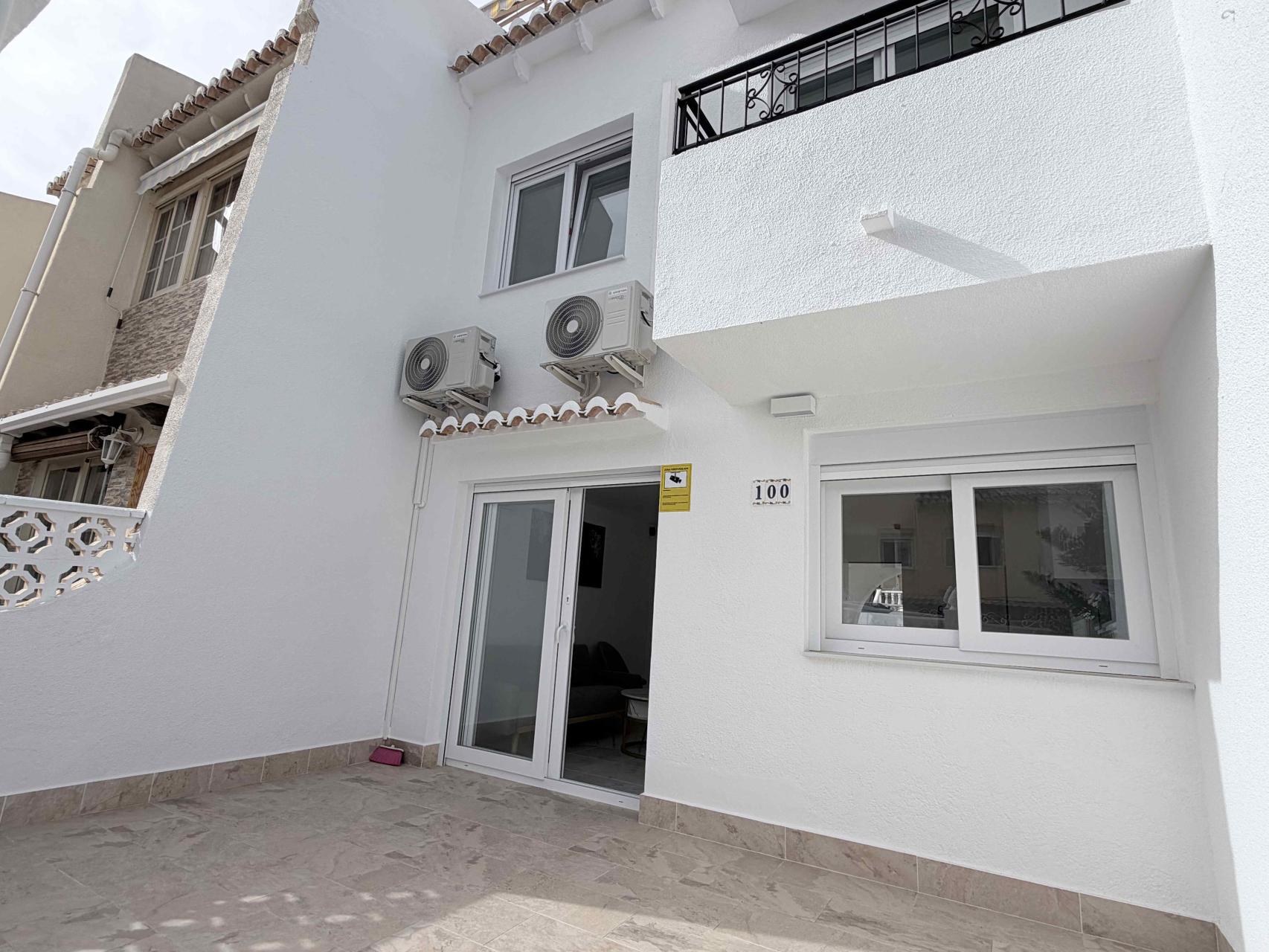 3 Bed, 2 Bath, HouseFor Sale, Torrevieja, Alicante
