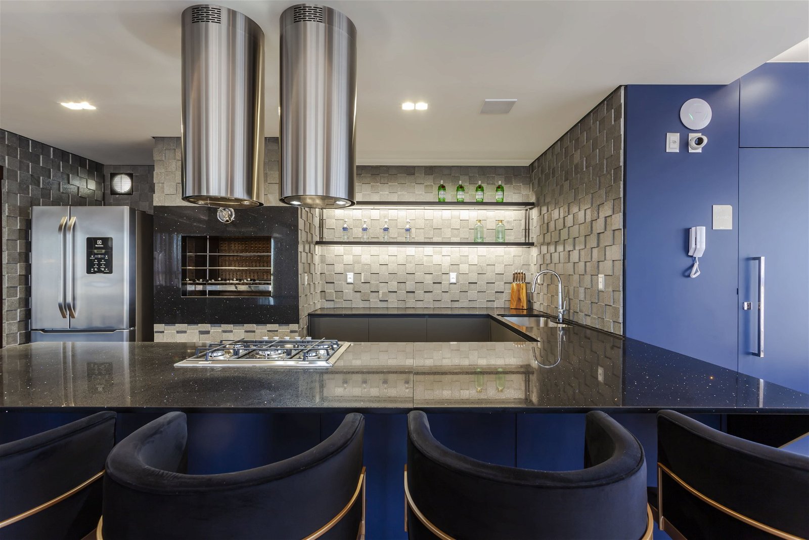 4 Bed, 5 Bath, ApartmentFor Sale, Centro, Santa Catarina, 88330-394