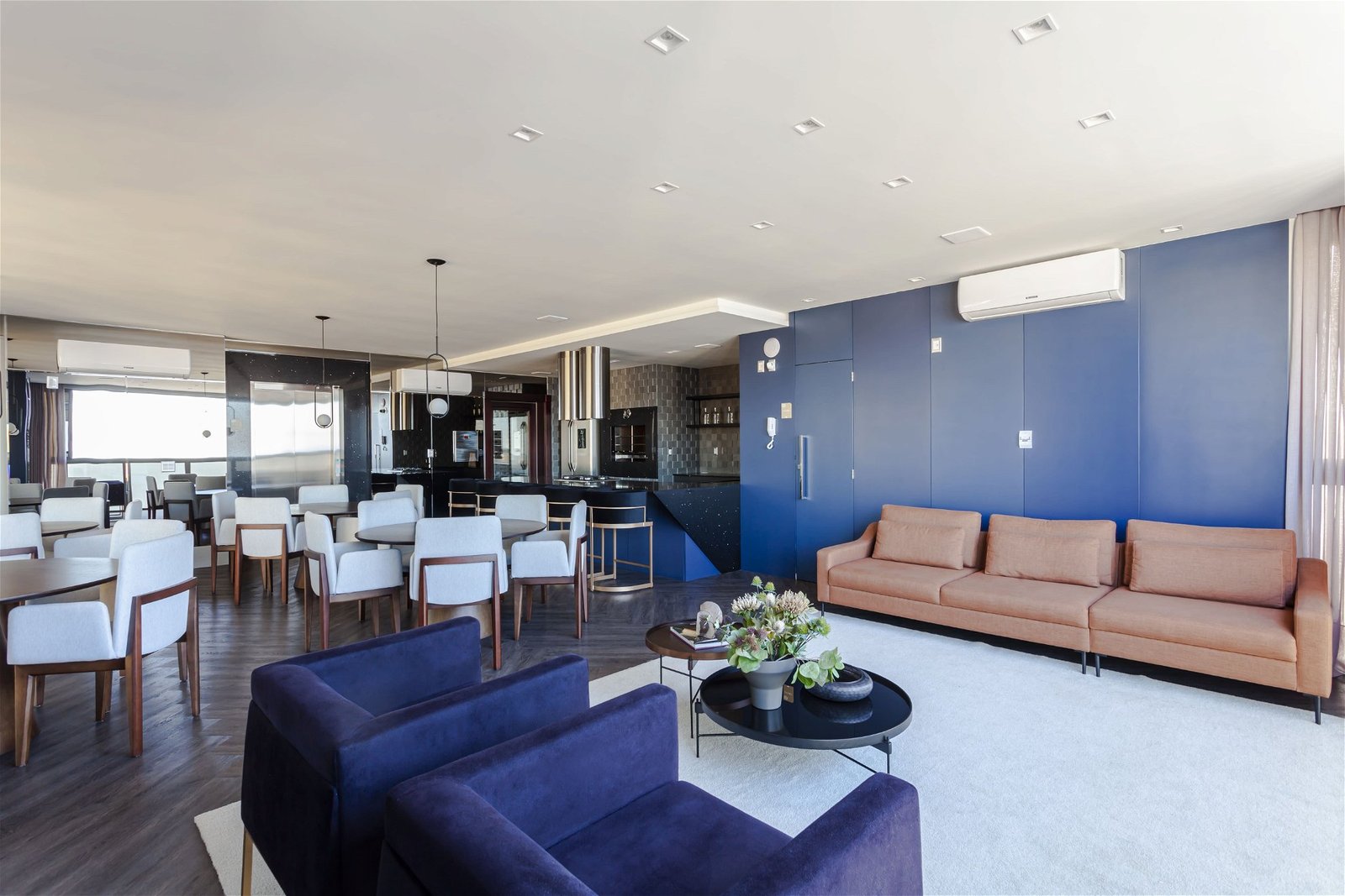 4 Bed, 5 Bath, ApartmentFor Sale, Centro, Santa Catarina, 88330-394