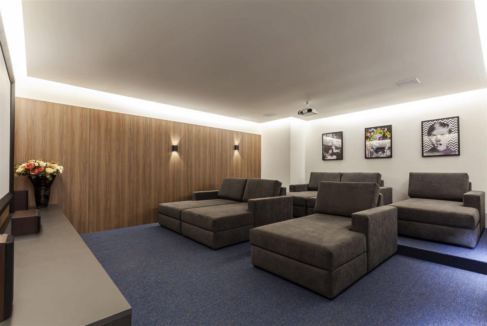 4 Bed, 5 Bath, ApartmentFor Sale, Centro, Santa Catarina, 88330-394