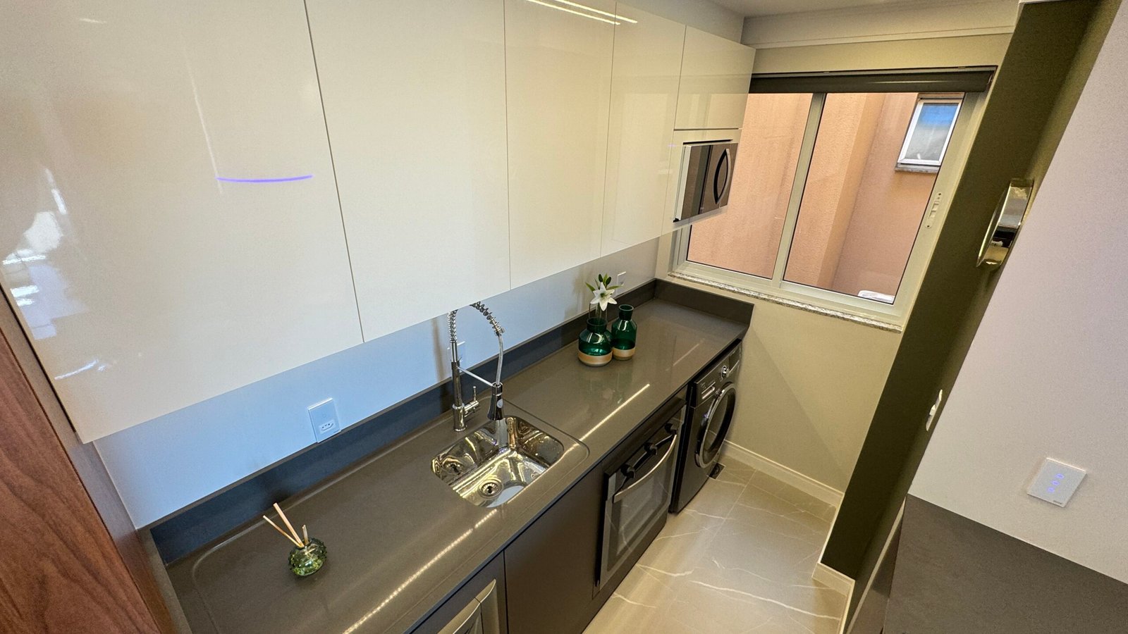 2 Bed, 2 Bath, ApartmentFor Sale, Ingleses Norte, Santa Catarina, 88058-660