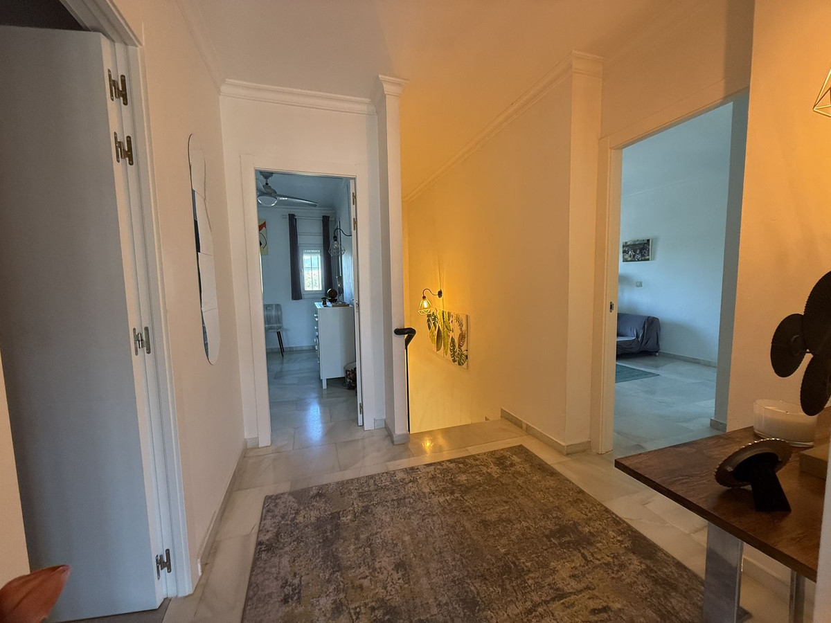 3 Bed, 2 Bath, HouseFor Sale, El Paraiso, Malaga