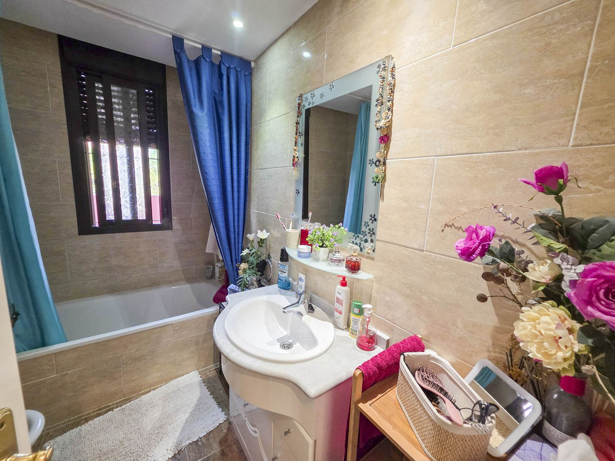 2 Bed, 2 Bath, ApartmentFor Sale, Casares Playa, Malaga