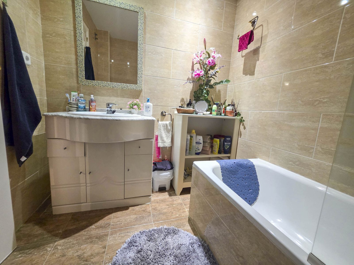 2 Bed, 2 Bath, ApartmentFor Sale, Casares Playa, Malaga