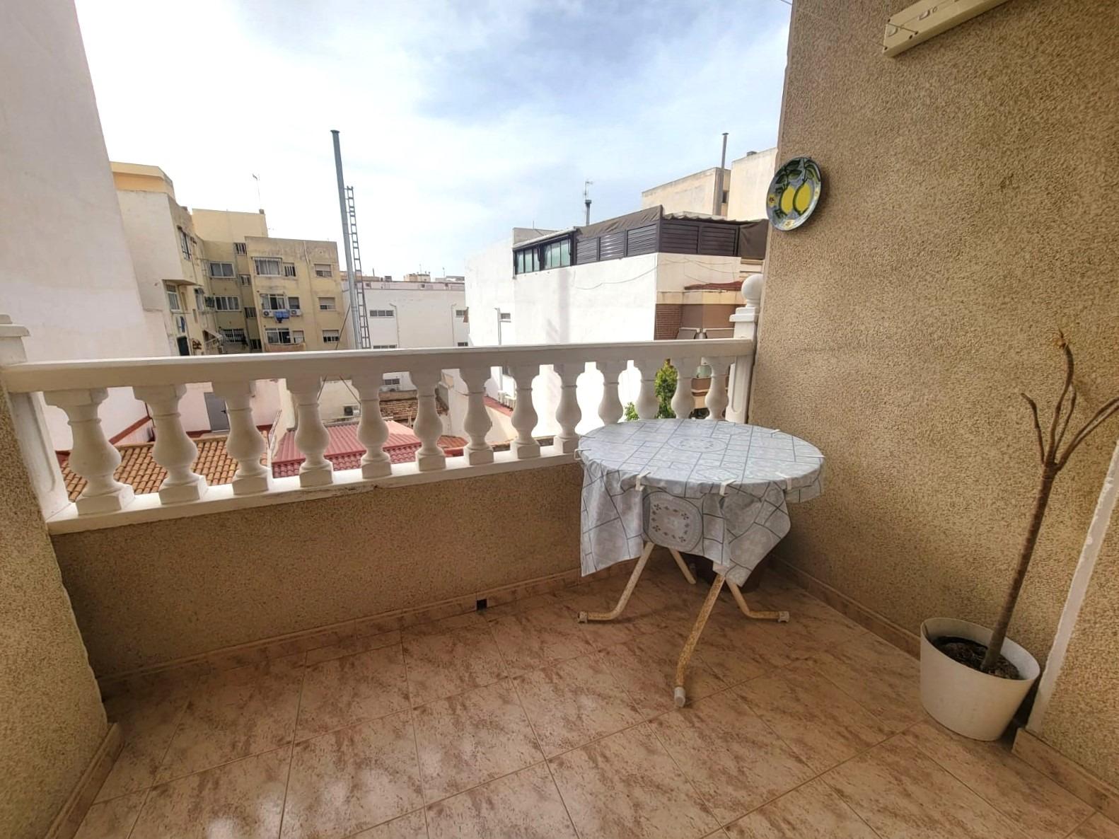 2 Bed, 1 Bath, ApartmentFor Sale, Torrevieja, Alicante