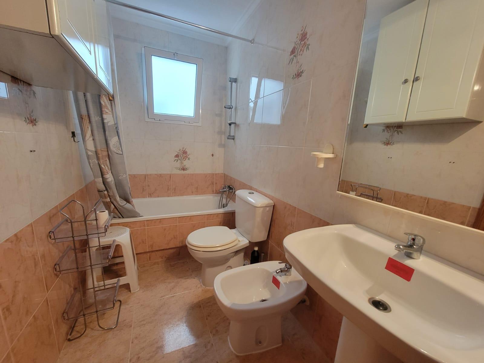 2 Bed, 1 Bath, ApartmentFor Sale, Torrevieja, Alicante