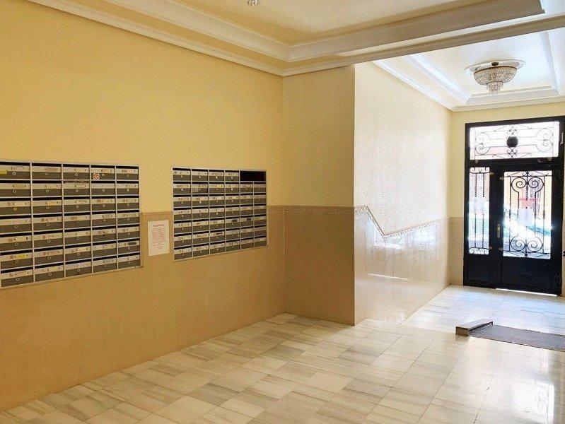 2 Bed, 1 Bath, ApartmentFor Sale, Torrevieja, Alicante