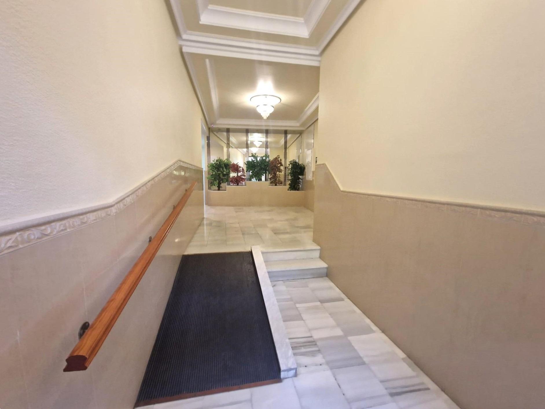 2 Bed, 1 Bath, ApartmentFor Sale, Torrevieja, Alicante