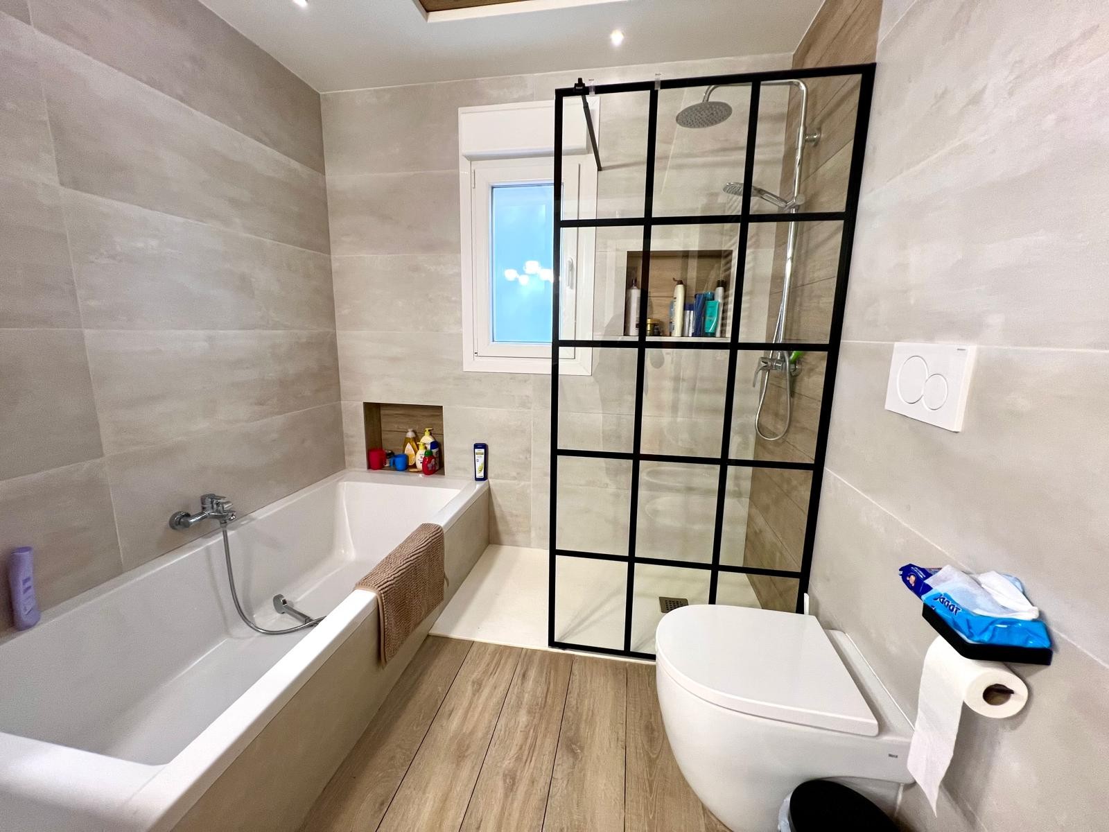 4 Bed, 5 Bath, HouseFor Sale, Elda, Alicante