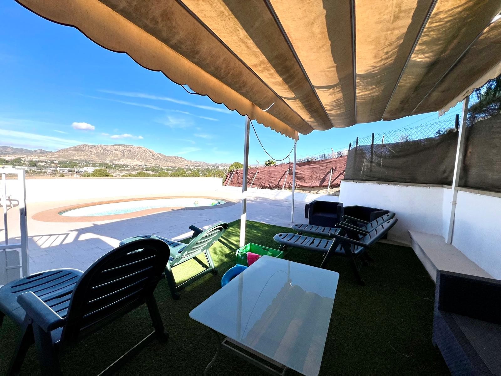 4 Bed, 5 Bath, HouseFor Sale, Elda, Alicante