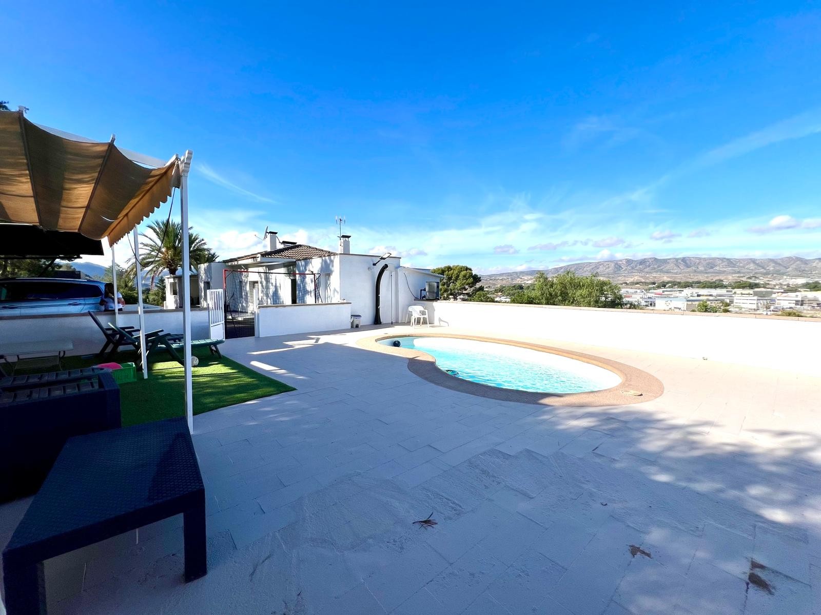 4 Bed, 5 Bath, HouseFor Sale, Elda, Alicante