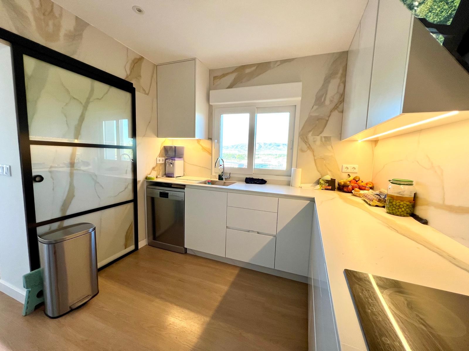 4 Bed, 5 Bath, HouseFor Sale, Elda, Alicante