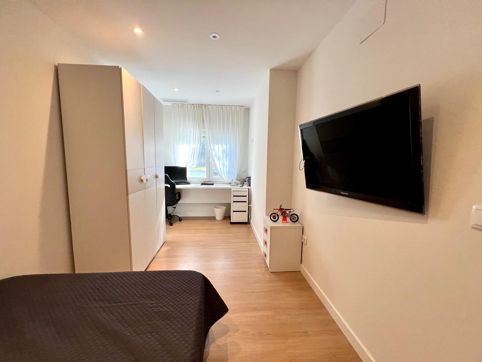 4 Bed, 5 Bath, HouseFor Sale, Elda, Alicante