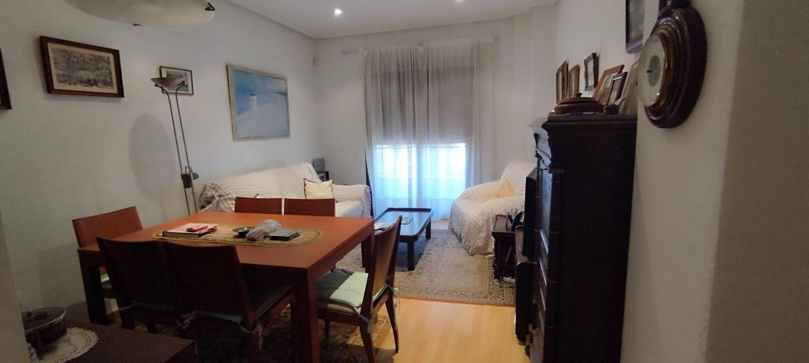 2 Bed, 1 Bath, ApartmentFor Sale, Torrevieja, Alicante
