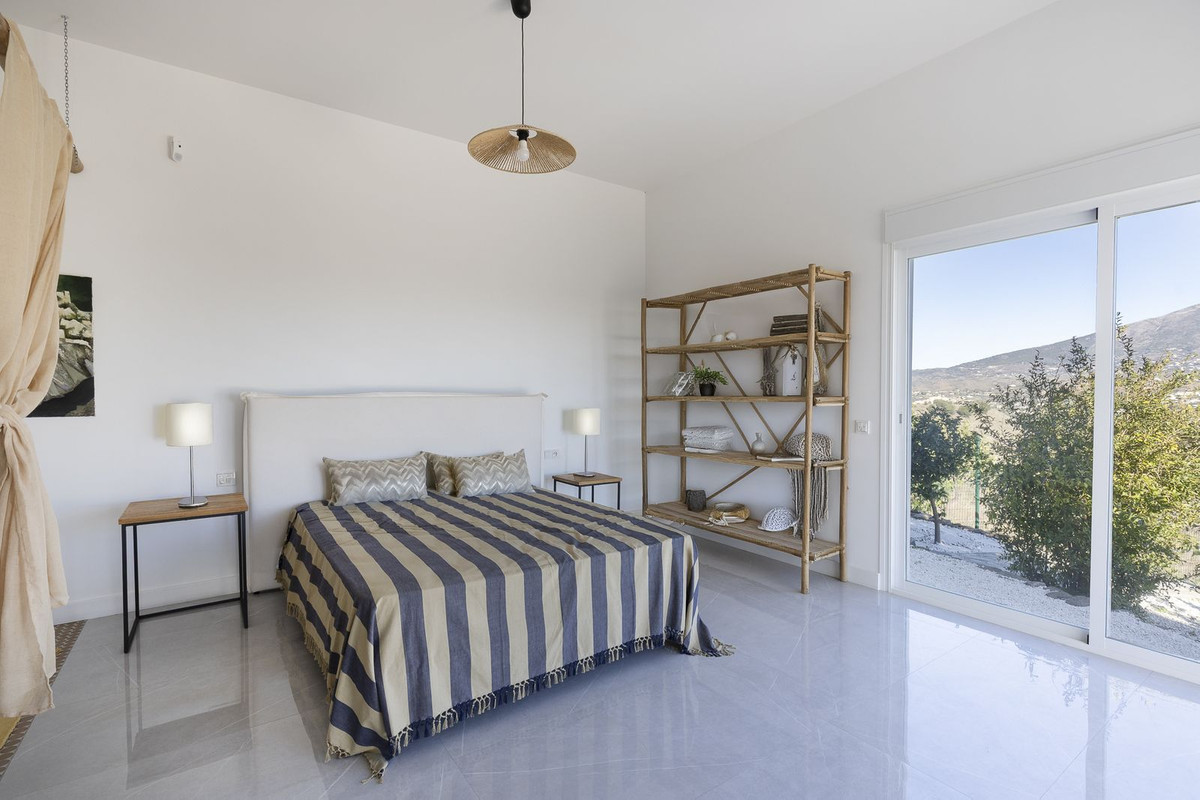 3 Bed, 3 Bath, HouseFor Sale, Mijas, Malaga
