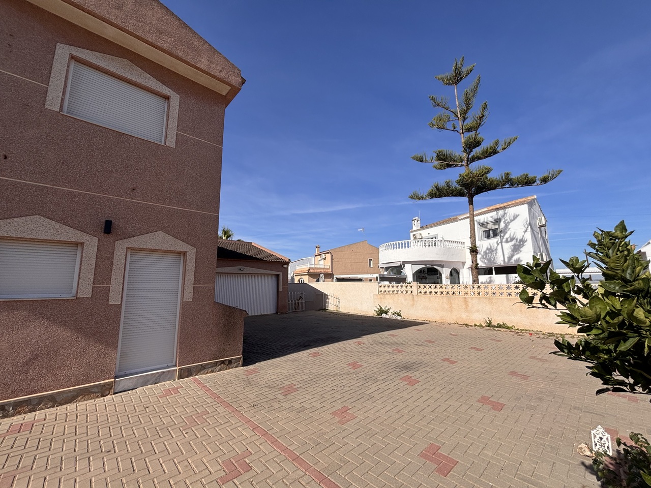5 Bed, 3 Bath, HouseFor Sale, Benijofar, Alicante