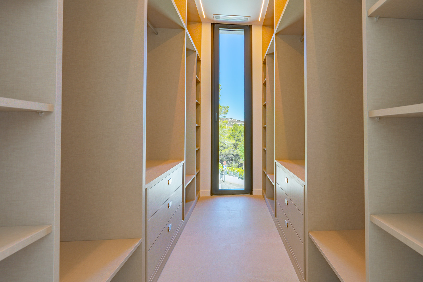 4 Bed, 4 Bath, HouseFor Sale, Moraira, Alicante