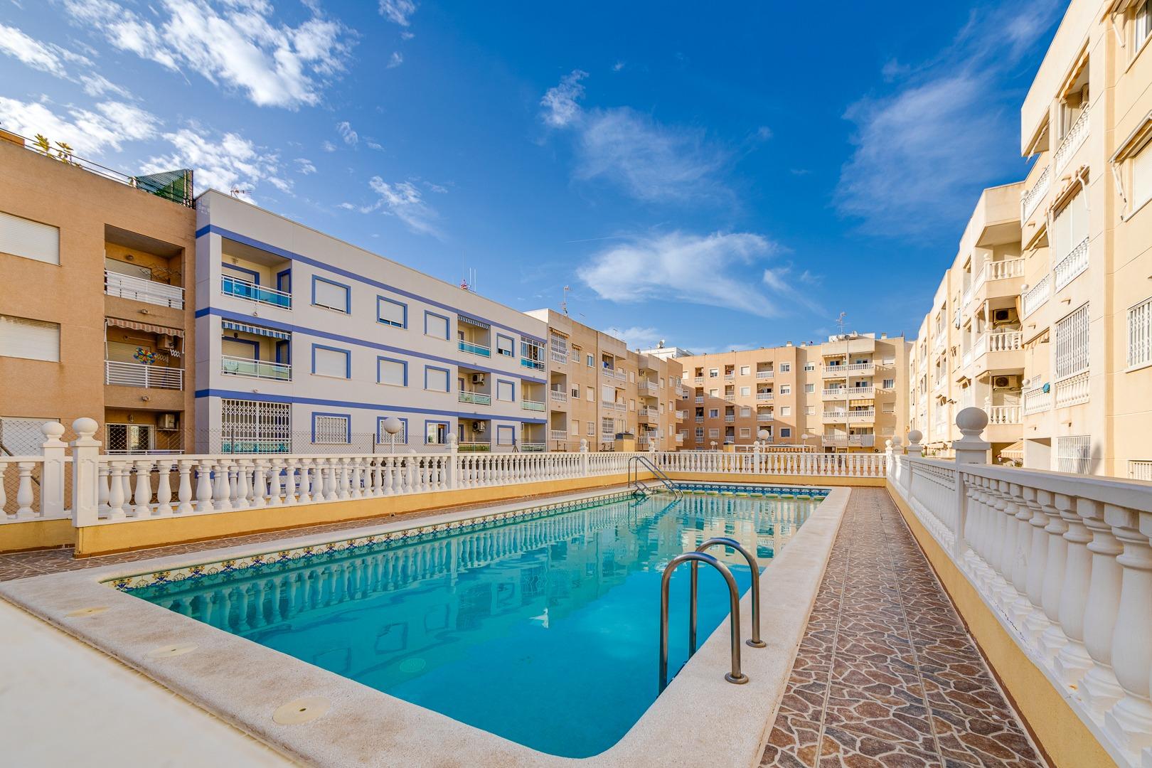 1 Bed, 1 Bath, ApartmentFor Sale, Torrevieja, Alicante