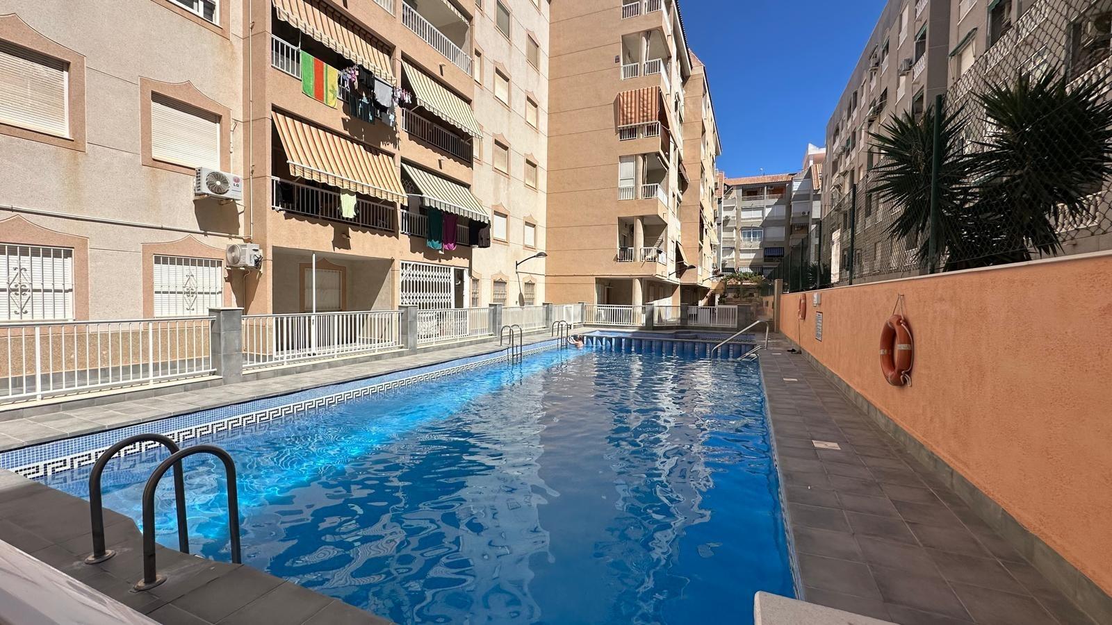 2 Bed, 1 Bath, ApartmentFor Sale, Torrevieja, Alicante