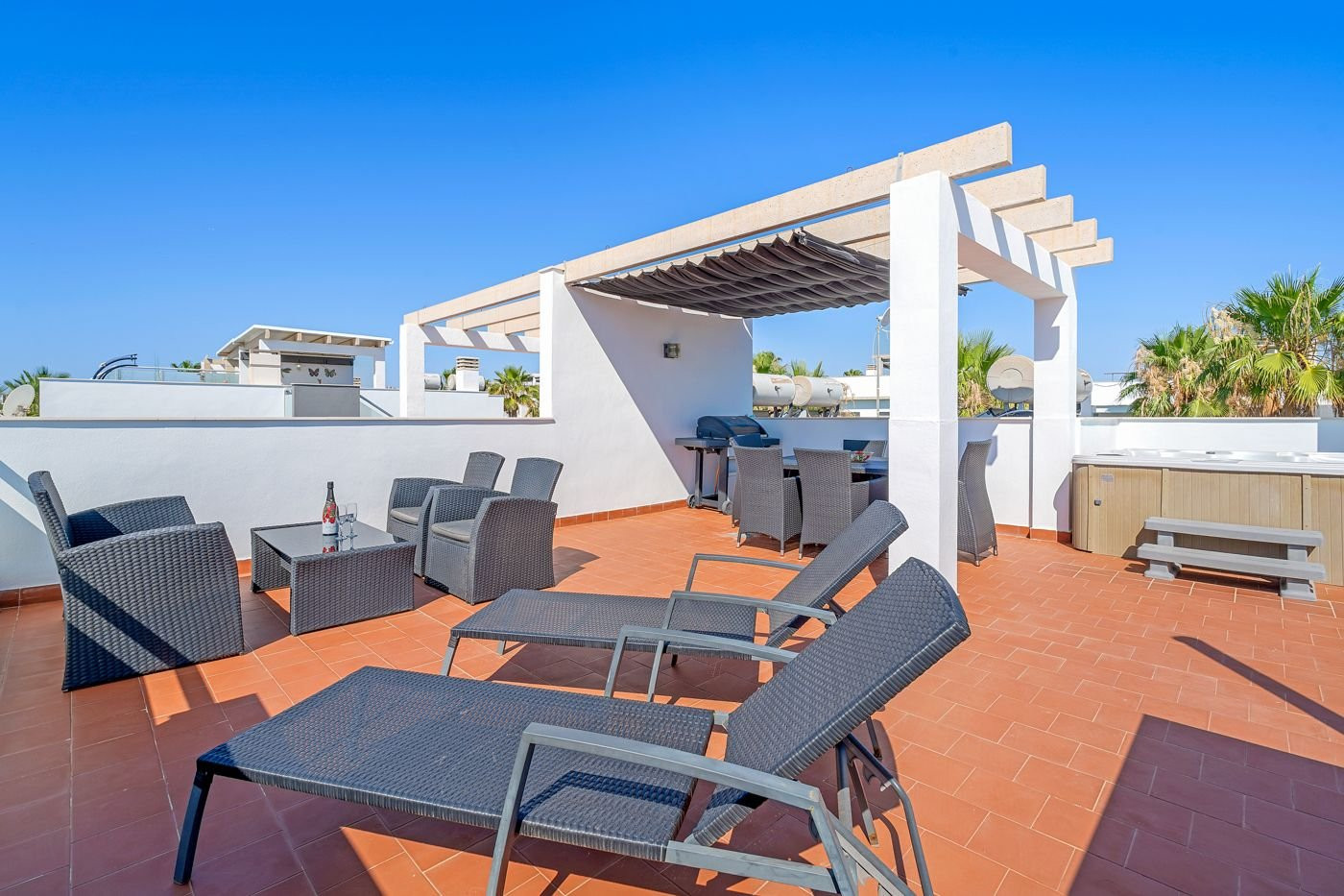 2 Bed, 2 Bath, HouseFor Sale, Punta Prima, Alicante