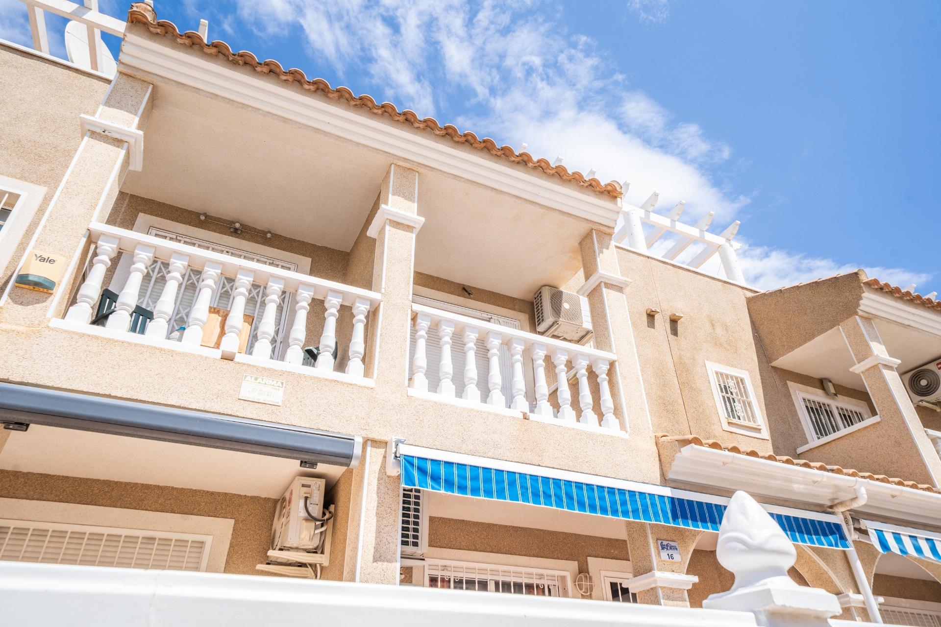 4 Bed, 3 Bath, HouseFor Sale, Orihuela Costa, Alicante