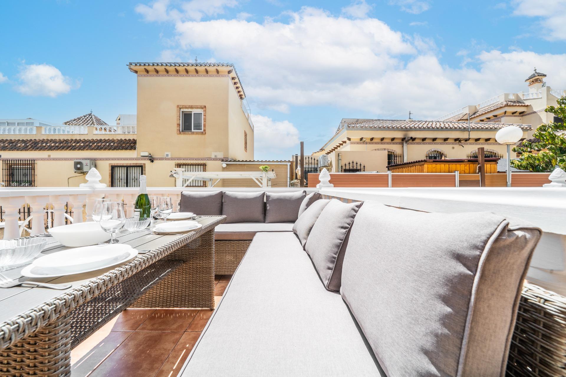 4 Bed, 3 Bath, HouseFor Sale, Orihuela Costa, Alicante