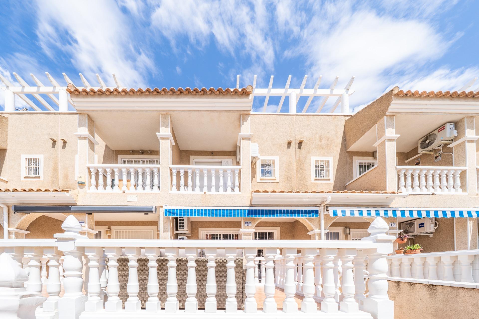 4 Bed, 3 Bath, HouseFor Sale, Orihuela Costa, Alicante