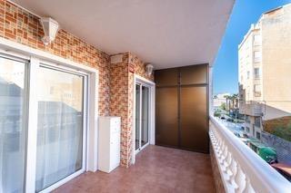 4 Bed, 2 Bath, ApartmentFor Sale, Torrevieja, Alicante