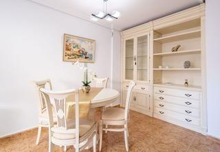 4 Bed, 2 Bath, ApartmentFor Sale, Torrevieja, Alicante