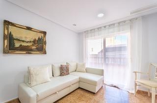 4 Bed, 2 Bath, ApartmentFor Sale, Torrevieja, Alicante