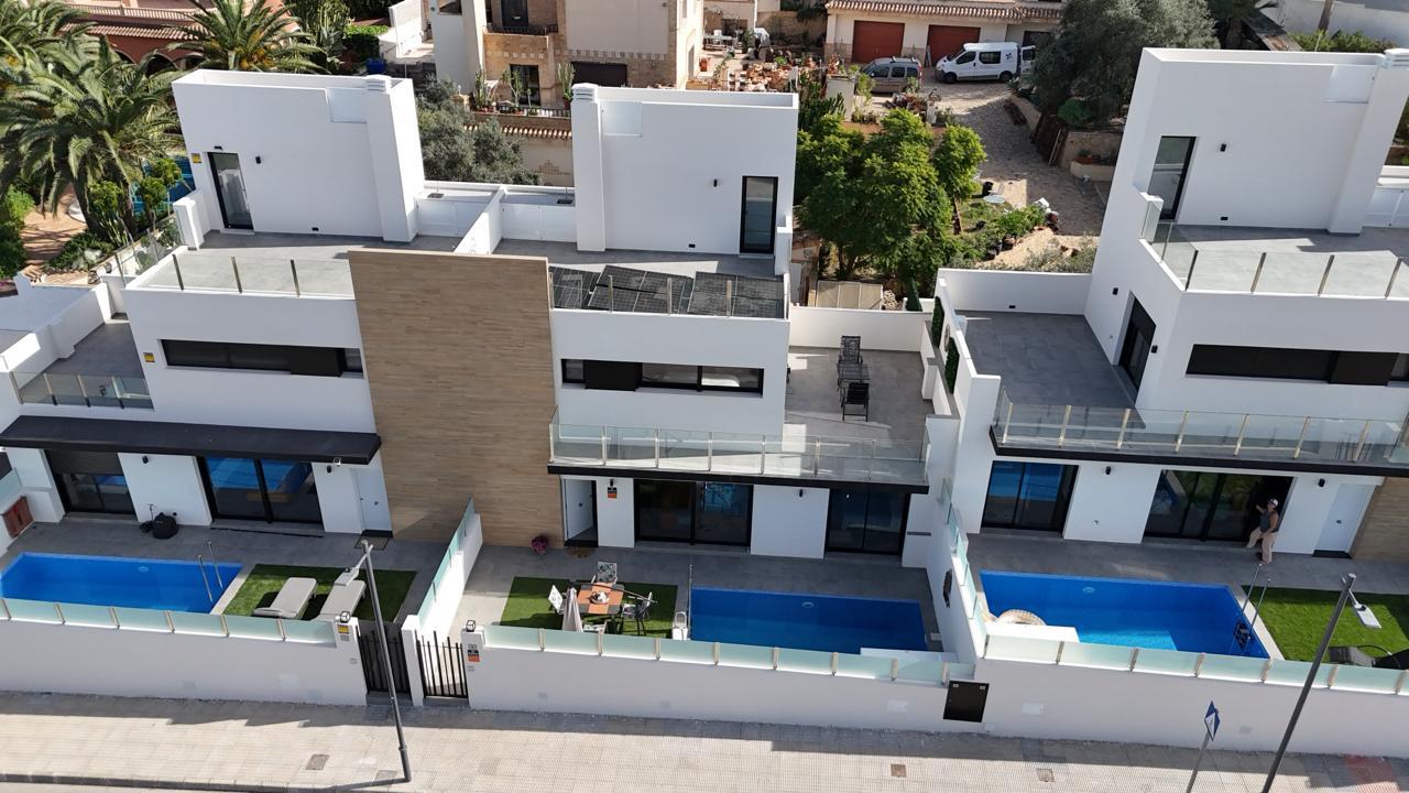 2 Bed, 2 Bath, HouseFor Sale, Villamartin, Alicante