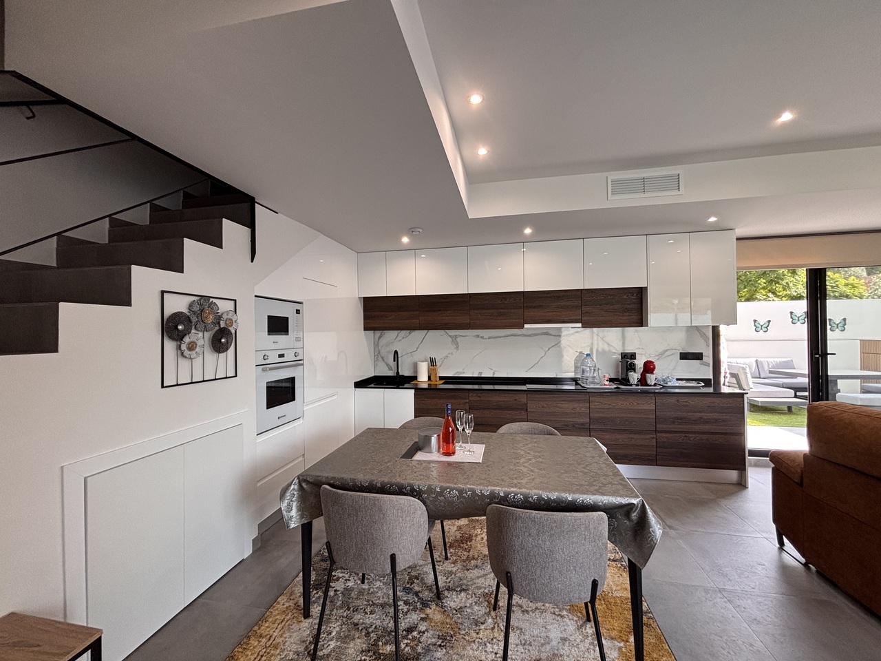 2 Bed, 2 Bath, HouseFor Sale, Villamartin, Alicante