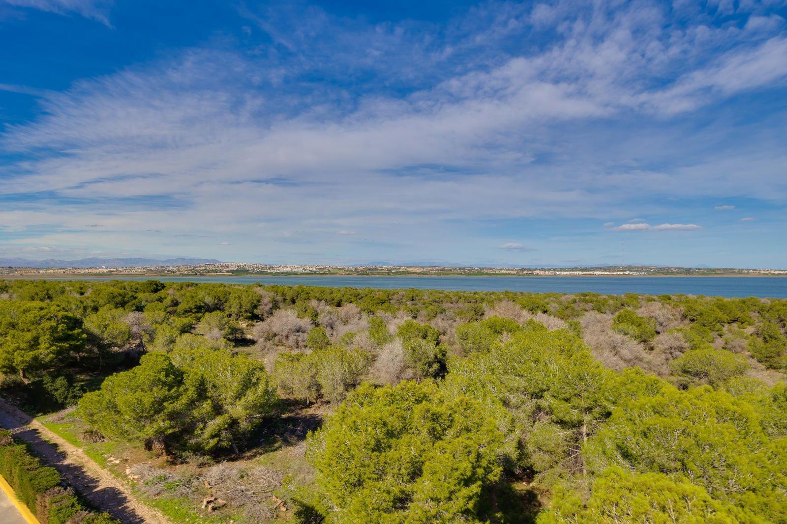 3 Bed, 1 Bath, ApartmentFor Sale, Torrevieja, Alicante