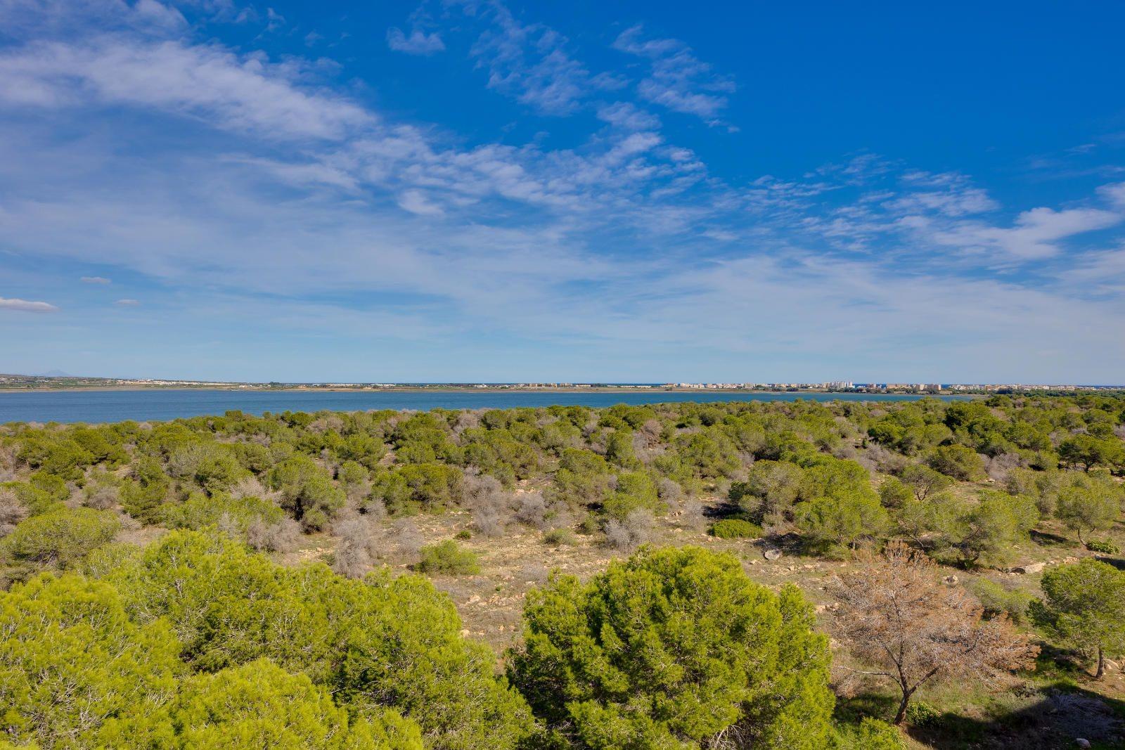 3 Bed, 1 Bath, ApartmentFor Sale, Torrevieja, Alicante