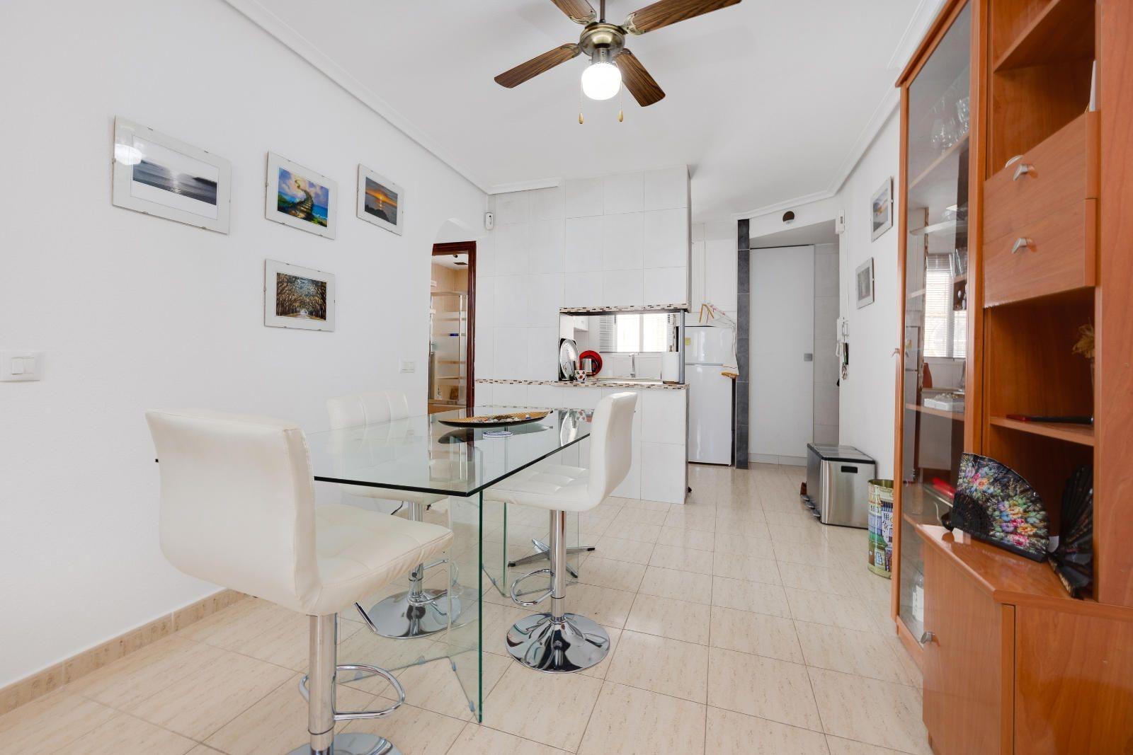 3 Bed, 1 Bath, ApartmentFor Sale, Torrevieja, Alicante