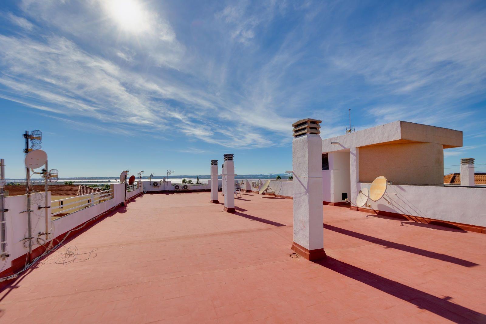 3 Bed, 1 Bath, ApartmentFor Sale, Torrevieja, Alicante
