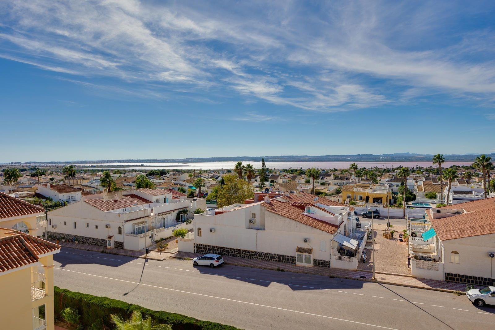 3 Bed, 1 Bath, ApartmentFor Sale, Torrevieja, Alicante