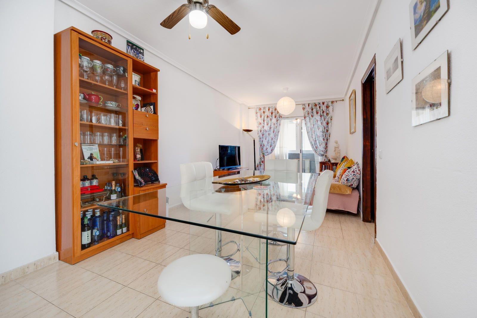 3 Bed, 1 Bath, ApartmentFor Sale, Torrevieja, Alicante